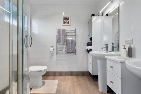 Photo of property in 51 Hillcrest Road, Otumoetai, Tauranga, 3110