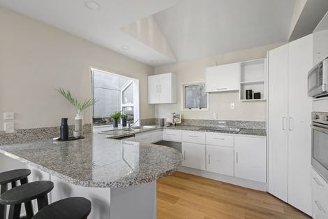 Photo of property in 9b Kinsey Terrace, Clifton, Christchurch, 8081