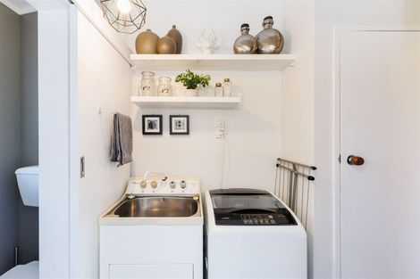 Photo of property in 7 Dampier Avenue, Awapuni, Palmerston North, 4412