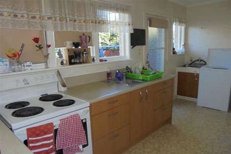 Photo of property in 1/41 Leicester Street, Stoke, Nelson, 7011