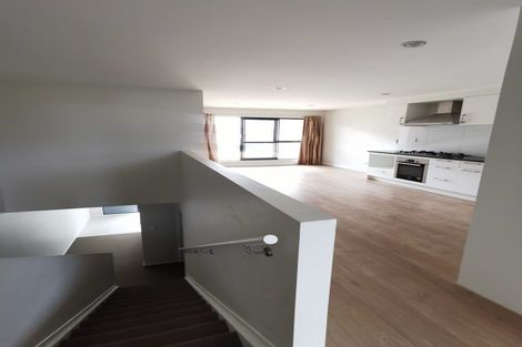 Photo of property in 17/5 Perekia Street, Albany, Auckland, 0632