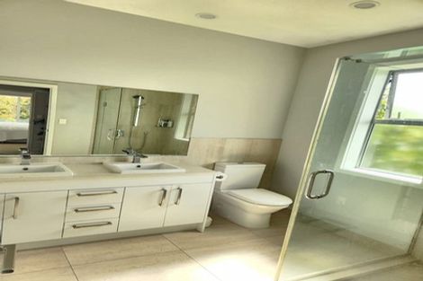 Photo of property in 18 Skipjack Pass, Silverdale, 0932