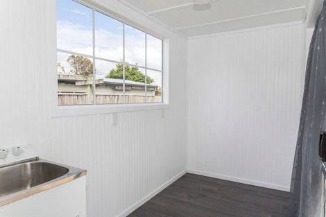 Photo of property in 40 Mcphee Street, Dannevirke, 4930