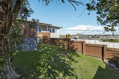 Photo of property in 10 Hilltop Road, Parkvale, Tauranga, 3112