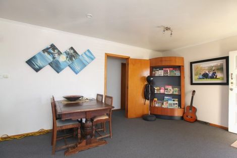 Photo of property in 106 Mount View Road, Melville, Hamilton, 3206
