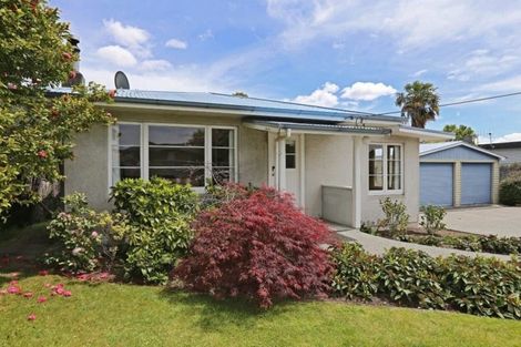 Photo of property in 5 Arataki Road, Havelock North, 4130