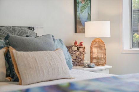 Photo of property in 56 Hahei Beach Road, Hahei, Whitianga, 3591