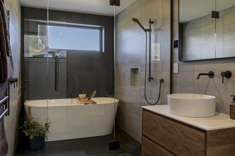 Photo of property in 97 Spur Ridge Rise, Jacks Point, 9371