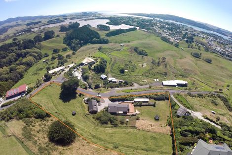 Photo of property in 57 Hills Road, Raglan, 3295