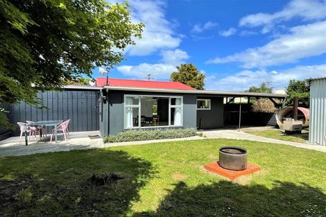 Photo of property in 11 Noble Street, Owaka, 9585