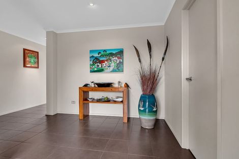 Photo of property in 15 Des Terry Way, Waipu, 0510