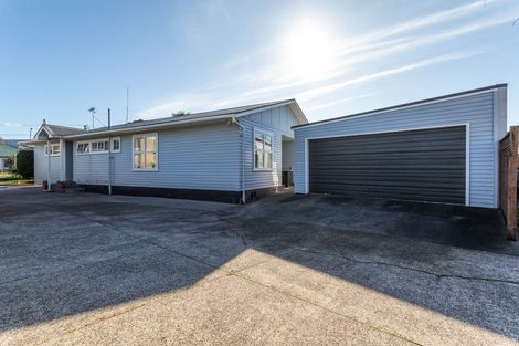 Photo of property in 12 Carisbrooke Street, Katikati, 3129