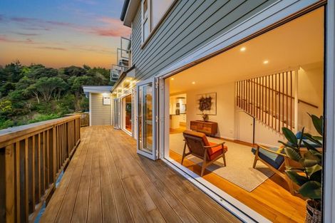 Photo of property in 84 Paremata Road, Paremata, Porirua, 5024