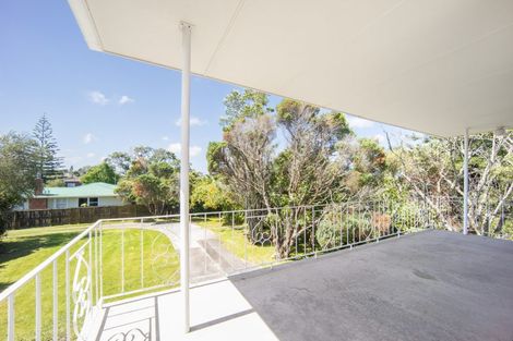 Photo of property in 34 Kohekohe Street, New Lynn, Auckland, 0600