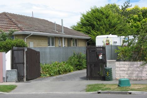Photo of property in 8 Lomond Place, Woolston, Christchurch, 8062