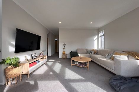 Photo of property in 6 Pinto Road, Pukekohe, 2120