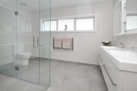 Photo of property in 41 Bayvista Drive, Karaka, Papakura, 2113