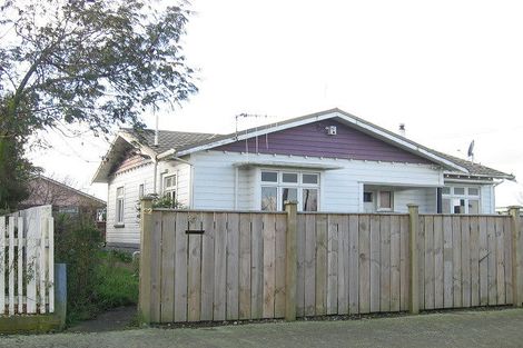 Photo of property in 32 Wellington Street, Feilding, 4702