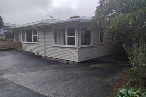 Photo of property in 15 Kimball Place, Johnsonville, Wellington, 6037