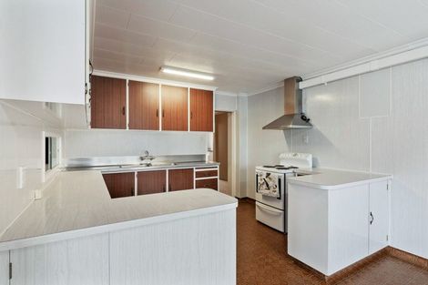 Photo of property in 61 Cracroft Street, Waitara, 4320