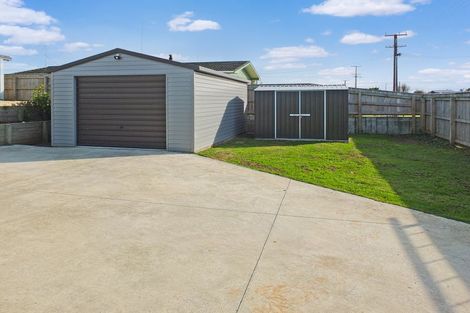 Photo of property in 18 Seabury Avenue, Foxton Beach, Foxton, 4815