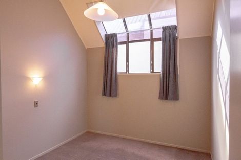 Photo of property in 230c Devonport Road, Tauranga, 3110