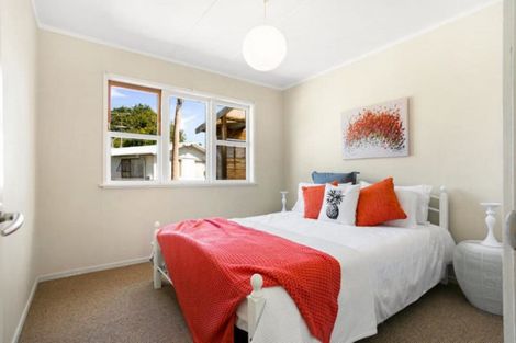 Photo of property in 1/144a Mcleod Road, Te Atatu South, Auckland, 0610