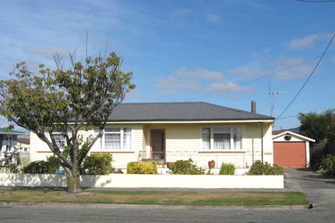 Photo of property in 18 Rugby Street, Waimate, 7924
