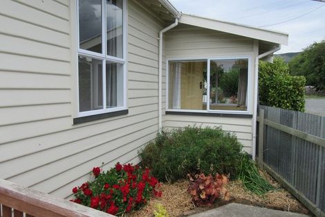 Photo of property in 14 Mary Street, Waimate, 7924