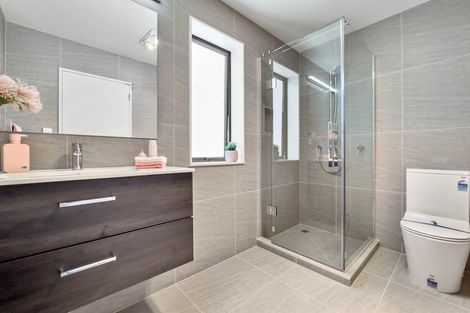 Photo of property in 1/14 Ribblesdale Road, Henderson, Auckland, 0612