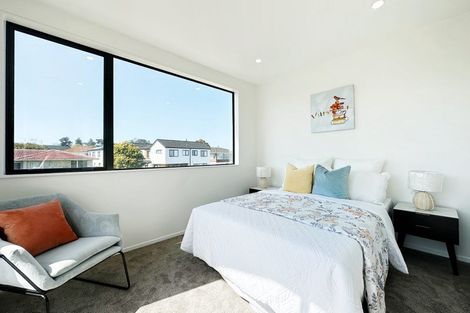 Photo of property in 2 Galsworthy Place, Bucklands Beach, Auckland, 2014