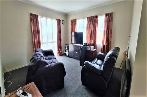 Photo of property in 223 Triangle Road, Massey, Auckland, 0614