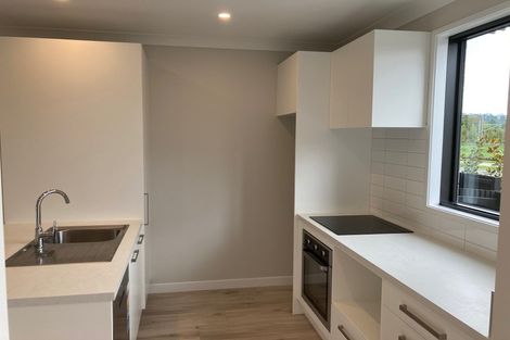 Photo of property in 21b O'meara Street, Swanson, Auckland, 0614