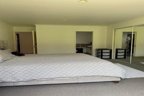 Photo of property in 6 Red Oak Place, Schnapper Rock, Auckland, 0632