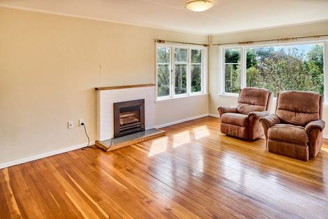 Photo of property in 13 Pukerua Beach Road, Pukerua Bay, 5026