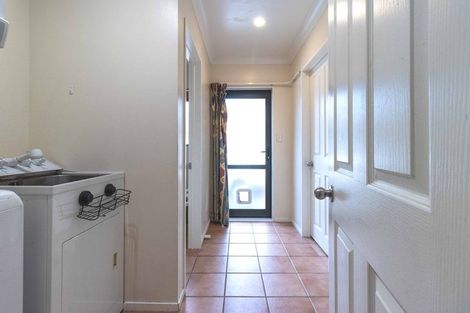 Photo of property in 22 Chesterfield Place, Rototuna, Hamilton, 3210