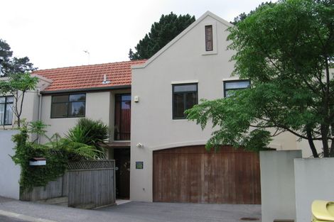 Photo of property in 16 Waterview Downs, Waterview, Auckland, 1026