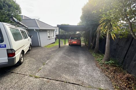 Photo of property in 3/132 Edmonton Road, Te Atatu South, Auckland, 0610