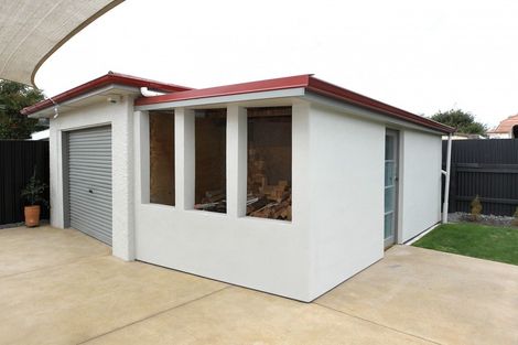 Photo of property in 214 Saint Leonards Avenue, Saint Leonards, Hastings, 4120