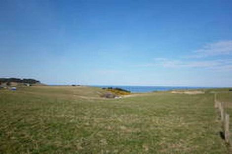 Photo of property in 7 Tunnel Beach Road, Blackhead, Dunedin, 9076