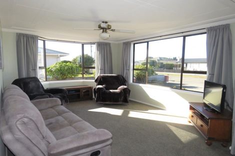 Photo of property in 16 Dalmeny Street, Oamaru North, Oamaru, 9400