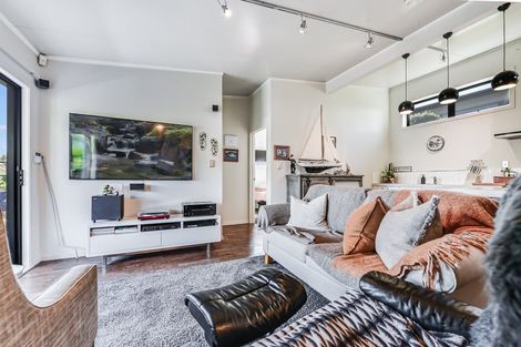 Photo of property in 12 Charles Crescent, Beerescourt, Hamilton, 3200