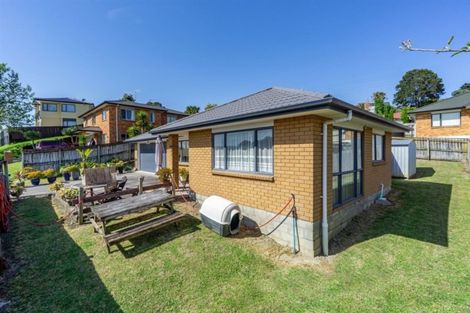 Photo of property in 235 Triangle Road, Massey, Auckland, 0614