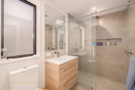 Photo of property in 4 Plains View, Mount Pleasant, Christchurch, 8081