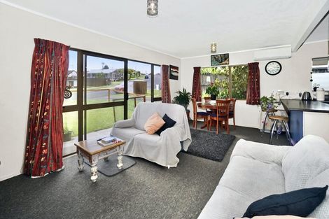 Photo of property in 17a Edgehill Place, Te Puke, 3119