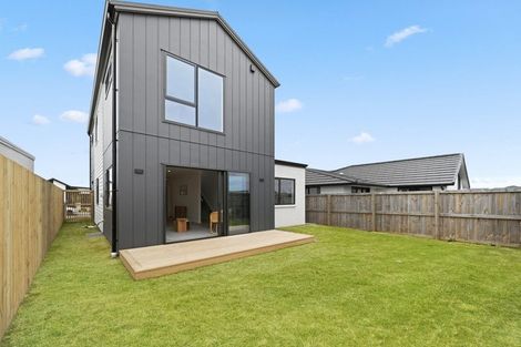 Photo of property in 5 Overton Street, Rototuna North, 3210