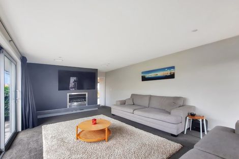 Photo of property in 40 Brockelbank Drive, Kaiapoi, 7630