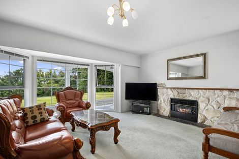 Photo of property in 18 Trig Road, West Harbour, Auckland, 0618