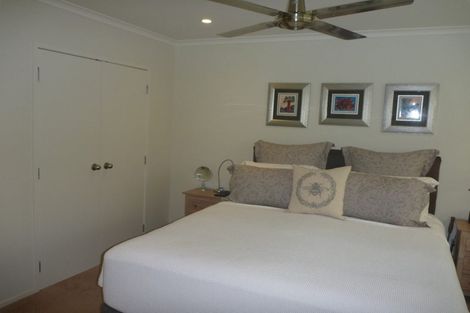 Photo of property in 16 Catrina Avenue, Birkenhead, Auckland, 0626