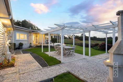 Photo of property in 93 Alf Access Road, Helensville, 0875